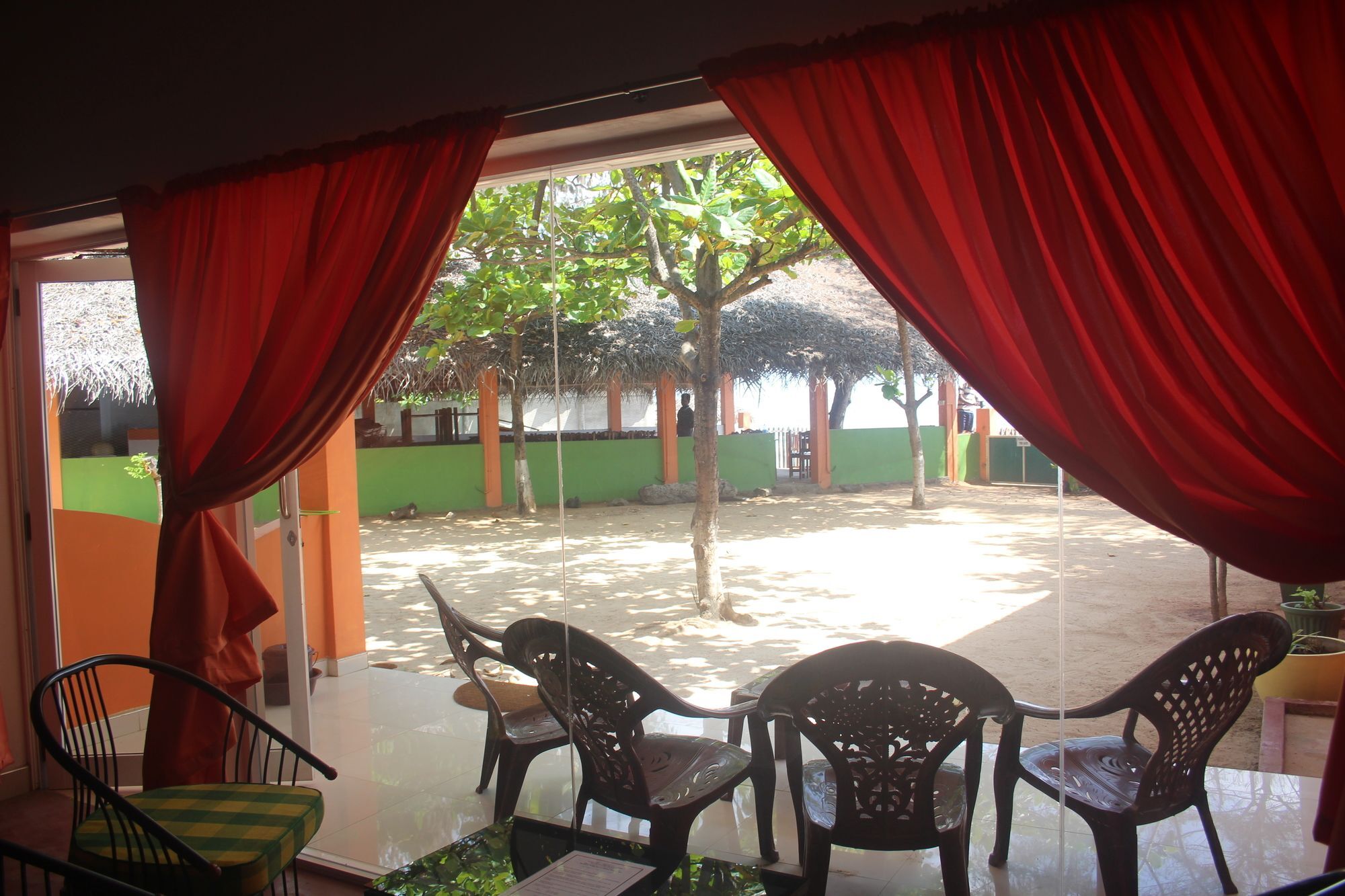 Golden Beach Cottages Triquinimale Exterior foto