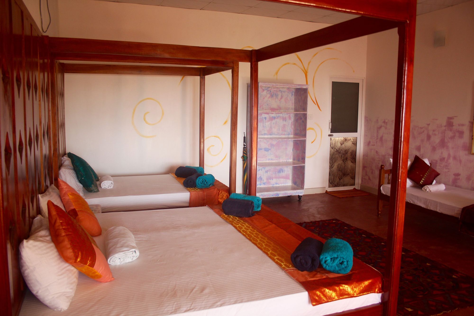 Golden Beach Cottages Triquinimale Exterior foto